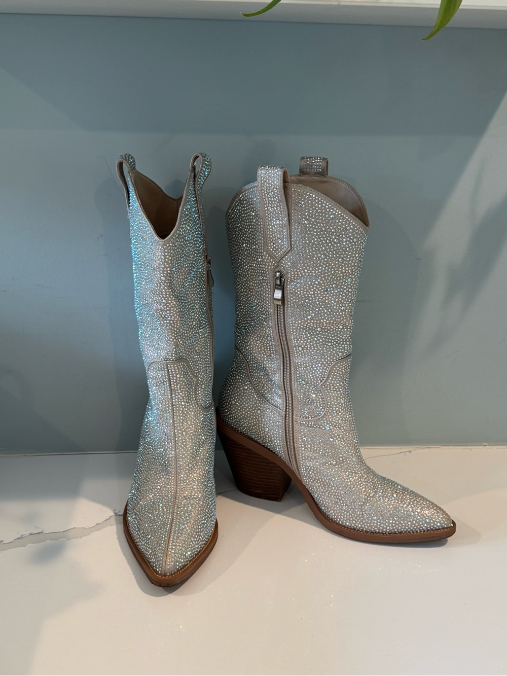 Isnom Women’s Silver Rhinestone Western Mid-Calf Pointed Toe Zip Boots 8.5